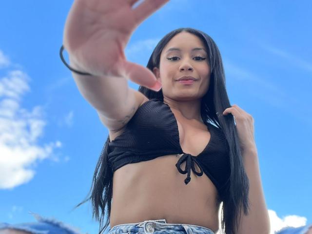 AshlyFerria - Live sex cam - 15721914