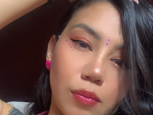 CoquineCloe - Live Sex Cam - 15722042