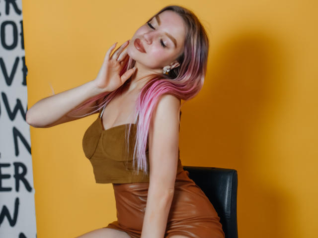 TiffanyHayes - Sexe cam en vivo - 15733614