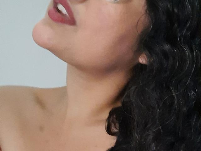 Xuuley - сексуальная веб-камера в реальном времени - 15735662