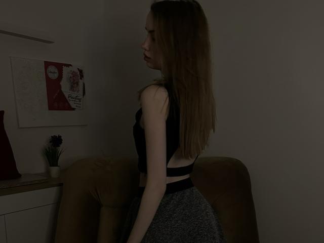 LillyLoves - Live sexe cam - 15740042