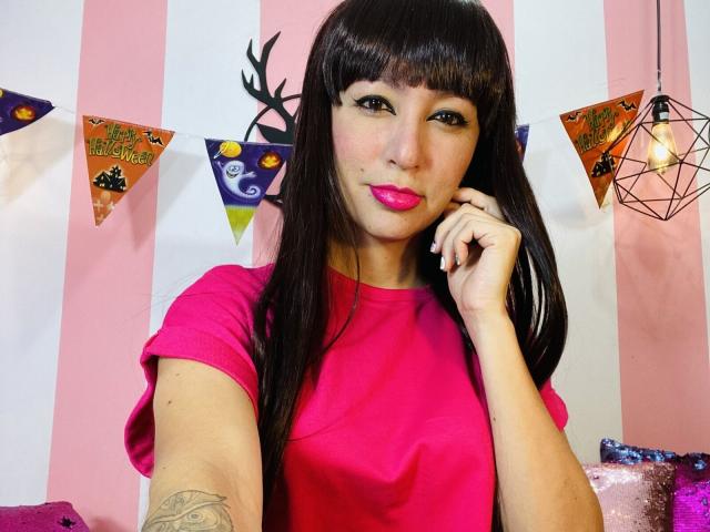 BrianaBigCum - Live sexe cam - 15745374