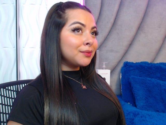 ValerySanders - Live porn &amp; sex cam - 15749030