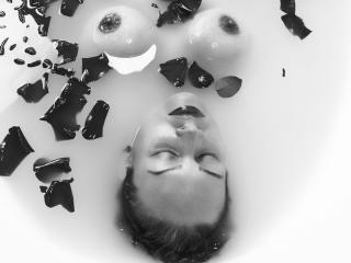 LeiaBenneth - Live porn &amp; sex cam - 15761846