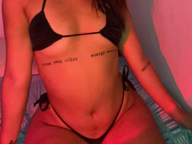 EmmaWaltter - Live porn &amp; sex cam - 15765010