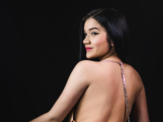 CarolineSmithX - Live porn &amp; sex cam - 15772378