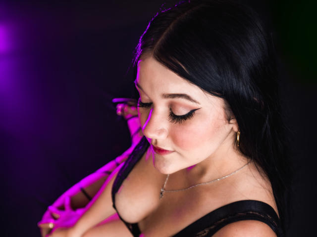 CarolineSmithX - Live porn &amp; sex cam - 15772574