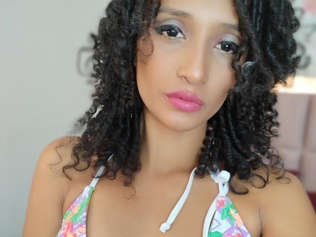 SoeSaenz - Live porn &amp; sex cam - 15778434