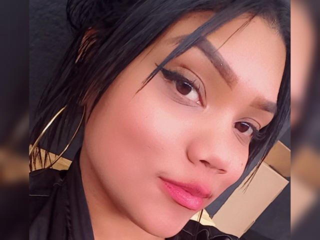 NickyBernad - Élő pornó és szexkamera - 15784334