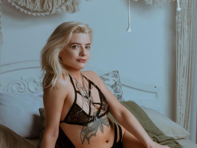 KarinaCocks - Sexe cam en vivo - 15785942