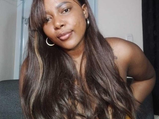 EmiraHot - Live porn &amp; sex cam - 15790718