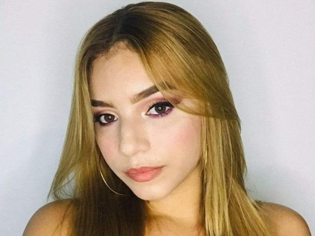 KandyQueenss - Live sexe cam - 15790978