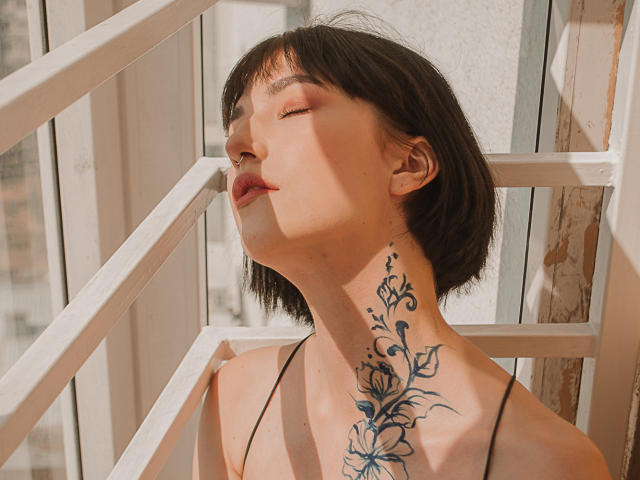 AgathaWell - Live porn &amp; sex cam - 15792698