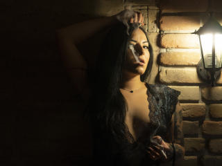 IsabellNoir - Live sex cam - 15797410