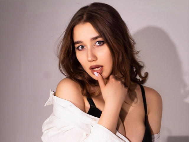 MayWhite - Live porn &amp; sex cam - 15814690