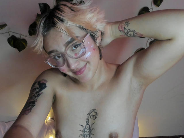 NaraSuarez - сексуальная веб-камера в реальном времени - 15822430