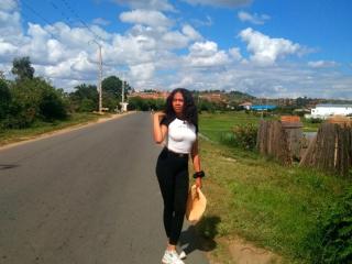 Ysie - сексуальная веб-камера в реальном времени - 15824338