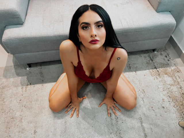 LeahCaruso - Live sex cam - 15825878