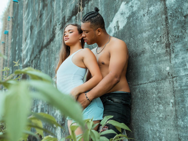 AnnieAndSteffan - Live porn &amp; sex cam - 15827202