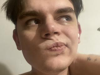 DesmondGeordie - Live sex cam - 15827566