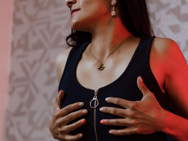 JulietaJansen - сексуальная веб-камера в реальном времени - 15830726