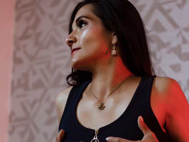 JulietaJansen - Sexe cam en vivo - 15830830