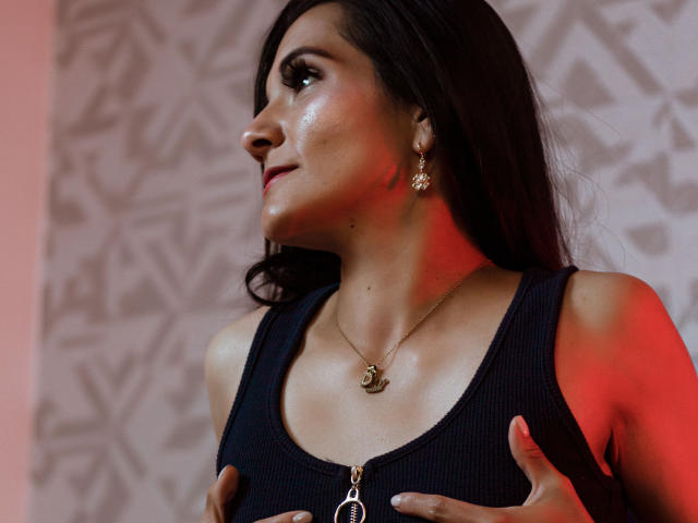 JulietaJansen - Sexe cam en vivo - 15830838