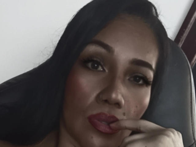 LucyAnna - Live porn &amp; sex cam - 15831002
