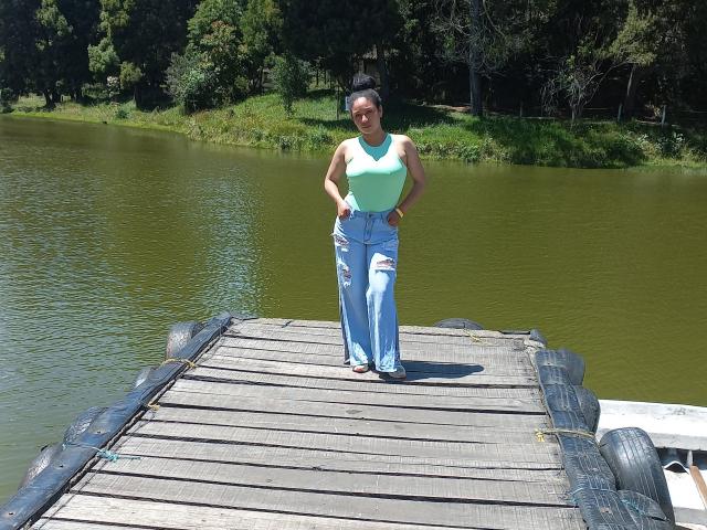 MelaniMouille - Live sex cam - 15839946