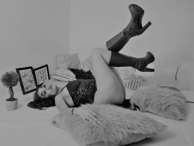 VenusDauwson - Sexe cam en vivo - 15840618
