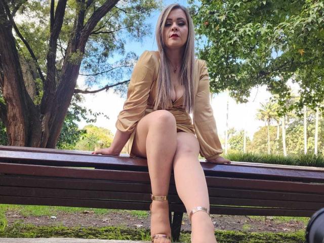 VictoriiaGray - Live porn &amp; sex cam - 15842462