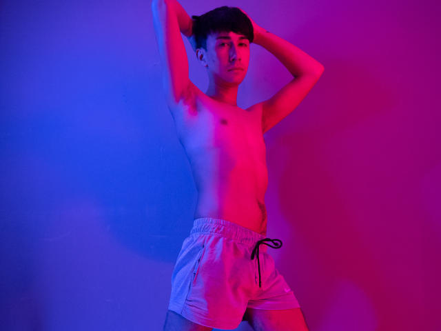OliverMJ - Porno na żywo i seks kamera - 15847186