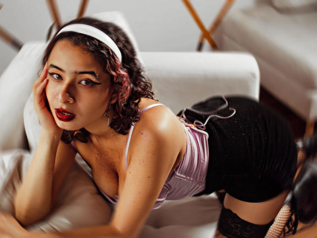 AlexiaBloom - Sexe cam en vivo - 15866766