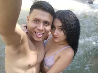 AllisonandMathius - Live Sex Cam - 15878918
