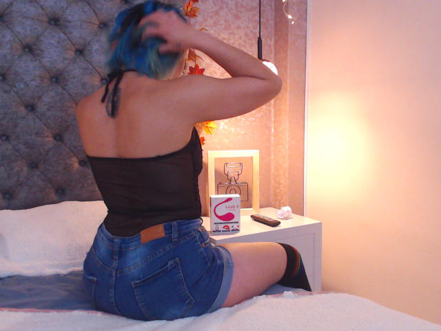 CassieJones - Live porn &amp; sex cam - 15882414