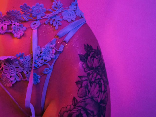 ChloeMercer - Live porn &amp; sex cam - 15886806