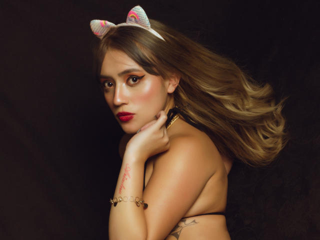 SabrinaCole - פורנו בשידור חי ומצלמת סקס - 15889010