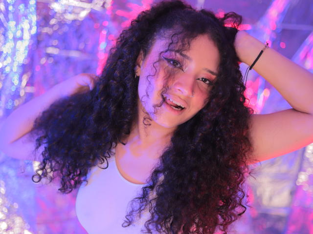 TracieLowe - ライブポルノ&amp;セックスカム - 15891938