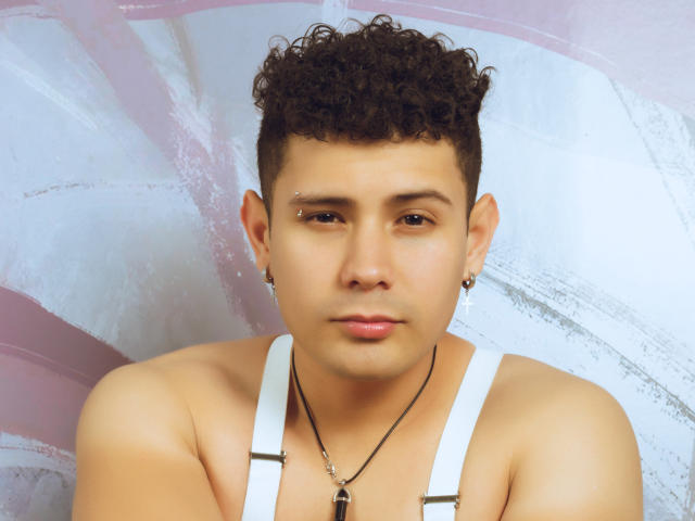 AlexiSpears - Live sexe cam - 15893162