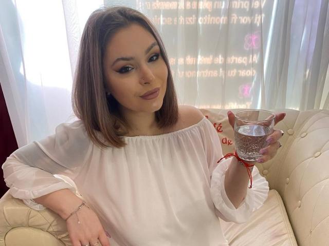 AnyRhodes - Live sex cam - 15895318