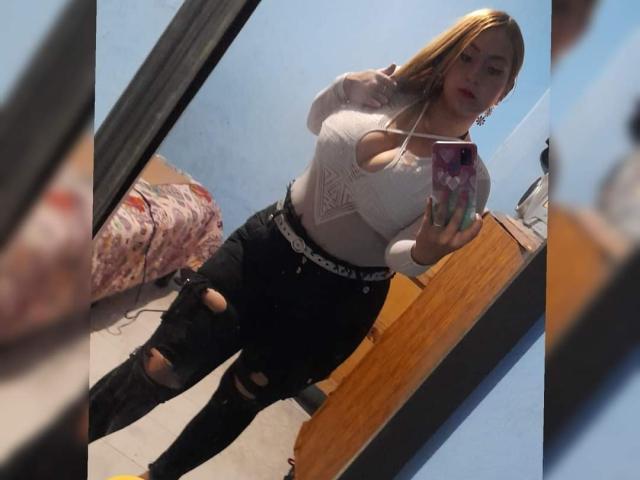 CloeTattoxI - Sexe cam en vivo - 15906910