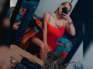 CloeTattoxI - Live Sex Cam - 15906954