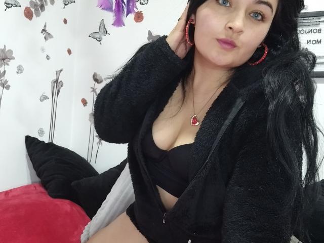 LindaSophieX - Porno na żywo i seks kamera - 15909666