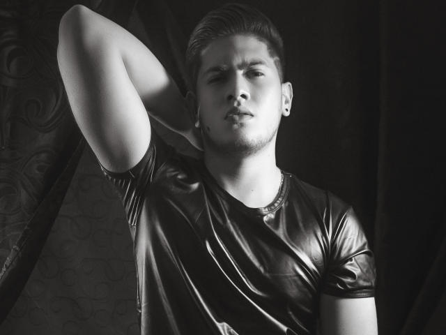 SebastiianMaxime - Live porno og sexkamera - 15916226