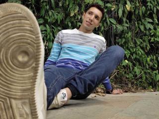 CollinsAngelo - Live sex cam - 15921774