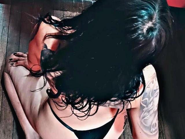 MiaResinfull - Sexe cam en vivo - 15939770