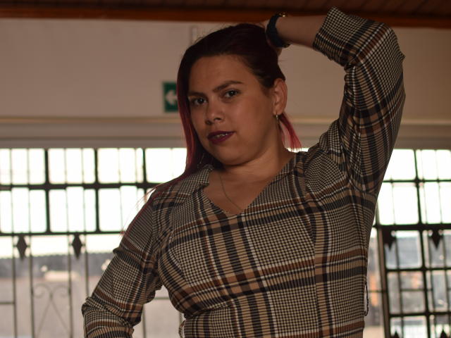 SalmaBrown - Live porno og sexkamera - 15942006