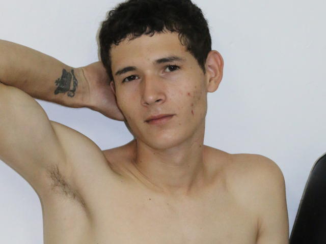 DanteBigCockk - Sexe cam en vivo - 15945538