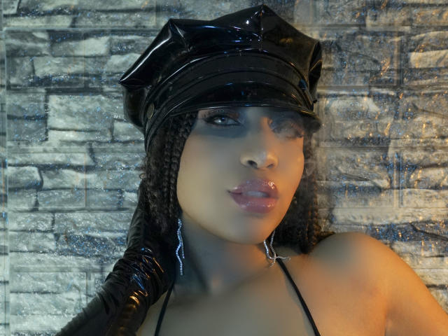 ConnieCrown - Sexe cam en vivo - 15952510