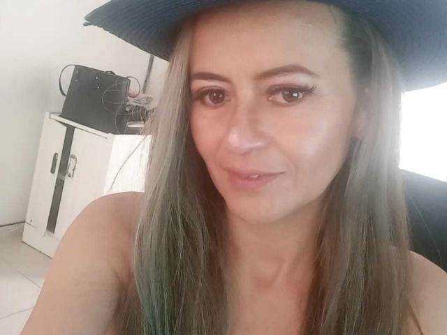 Maghenta - сексуальная веб-камера в реальном времени - 15958430